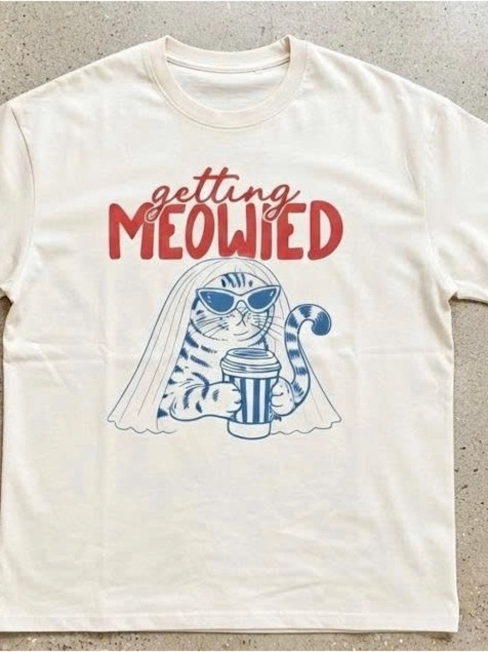 Cream 'Getting Meowied' Cat Graphic Tee with Blue Print